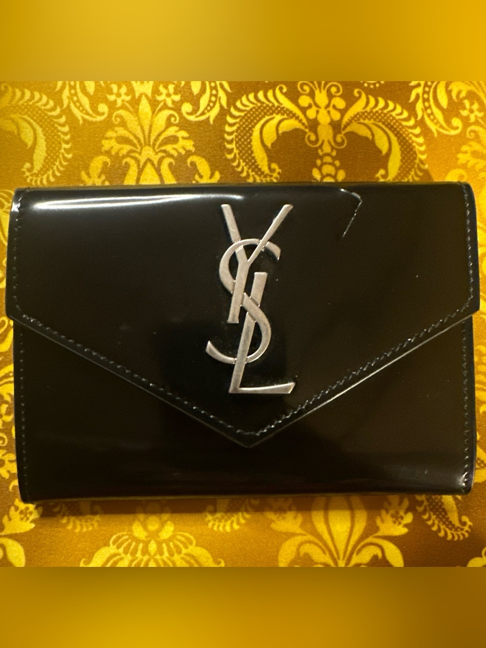 Yves Saint Laurent Cassandra Wallet Patent Calfskin with Silver YSL Emblem